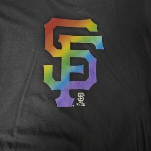 Women's sf giants pride top